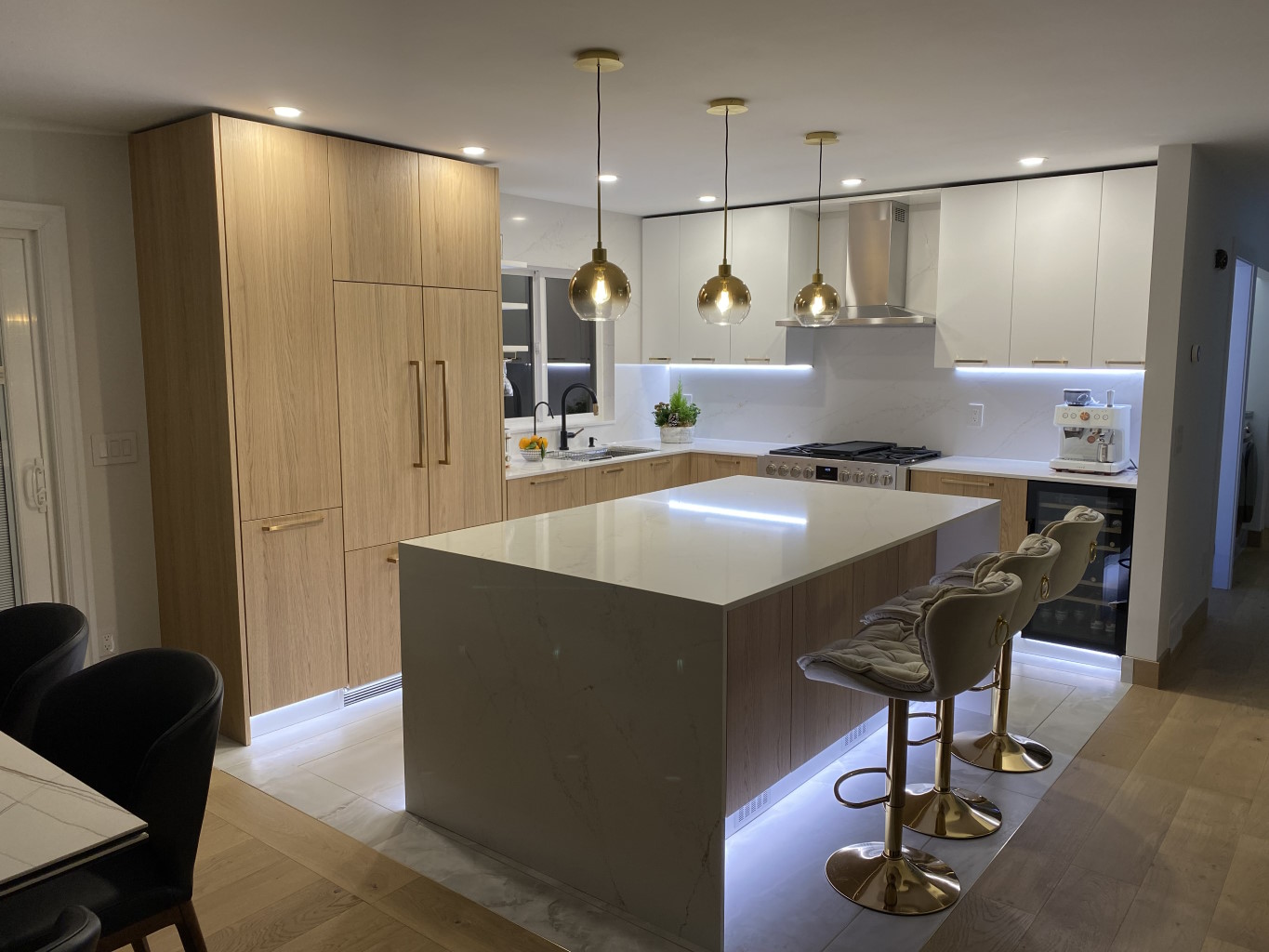 Pitt Meadows house bathroom